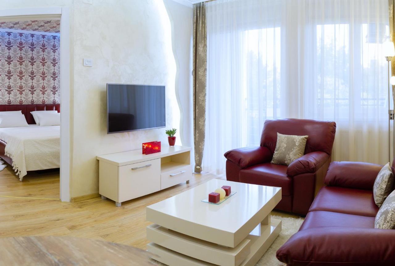 Apartman Boska Lux ซูโบติกา ภายนอก รูปภาพ